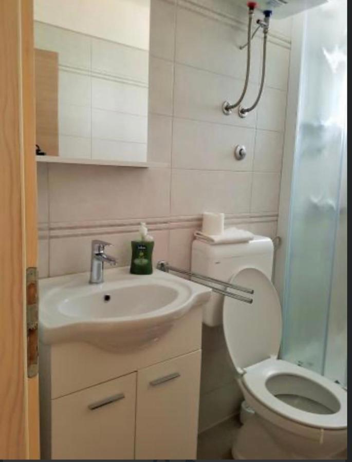 Apartmani Veronika Sukošan Zewnętrze zdjęcie